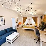 Cozy & Comfortable Apartment, Cismigiu Park - Pop7 * بوخارست