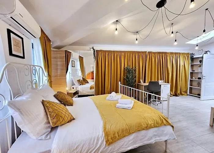 アパート Cozy & Comfortable Apartment, Cismigiu Park - Pop7 *