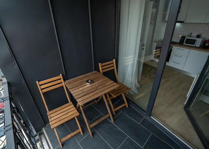 Cozy & Comfortable Apartment, Cismigiu Park - Pop7 Lägenhet Bukarest