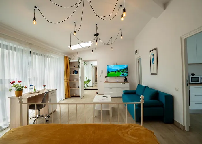 Cozy & Comfortable Apartment, Cismigiu Park - Pop7 Apartment