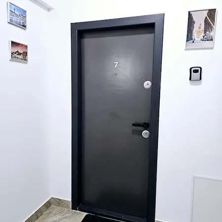 Cozy & Comfortable Apartment, Cismigiu Park - Pop7 * Bucarest